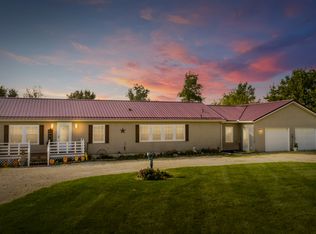 2960 E 450 S, Wolcottville, IN 46795