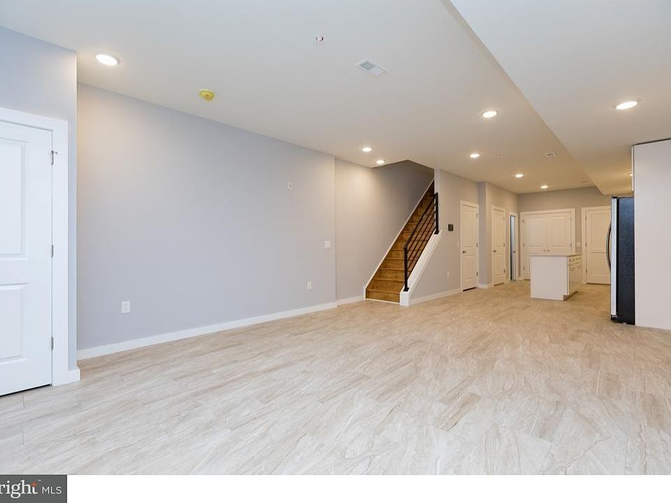1st image of 2230 Frankford Ave