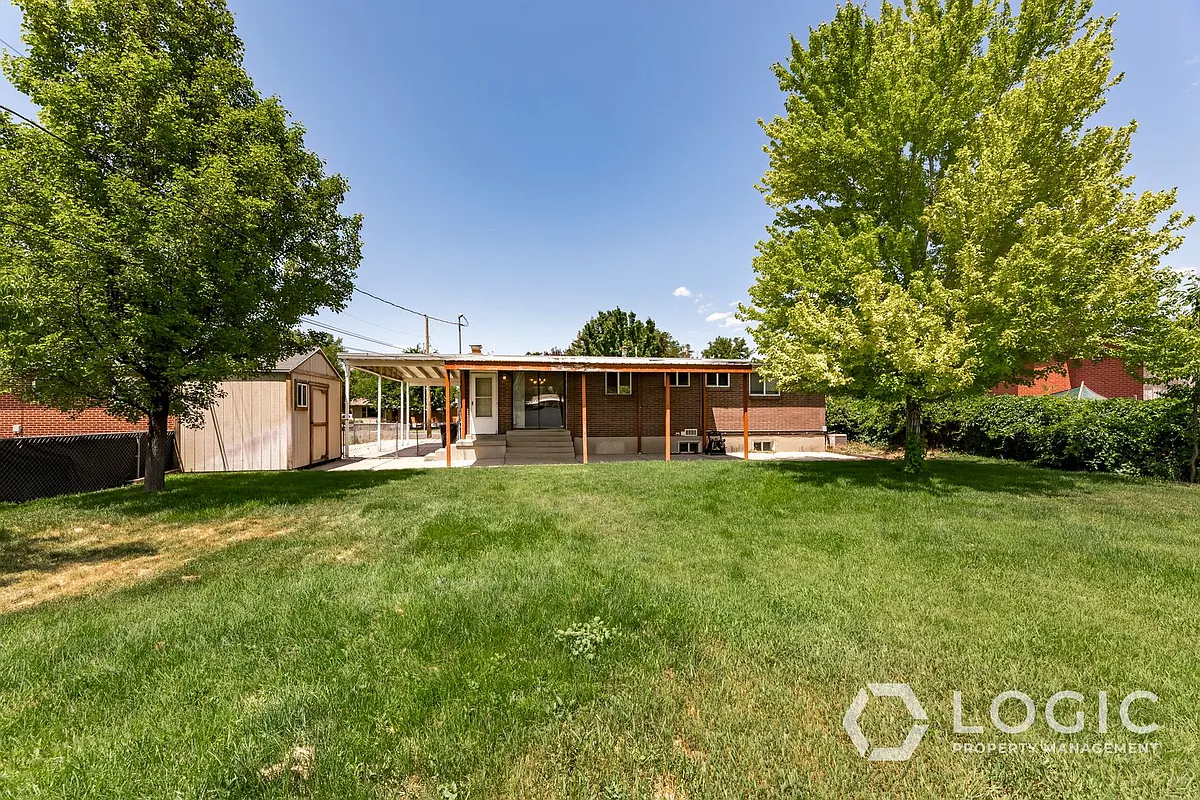 Building Photo - 756 E 8280 S