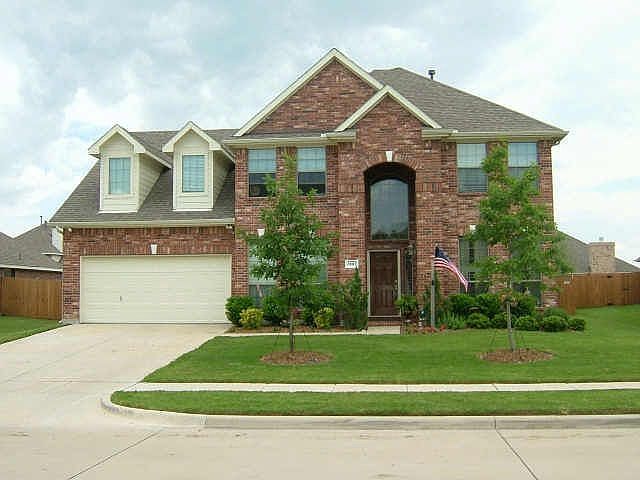 1st image of 3007 Leslie Dr