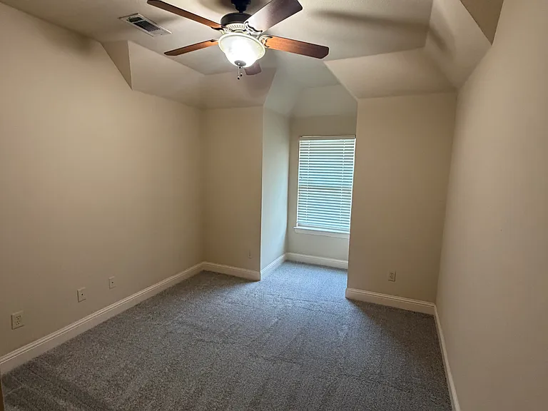 809 Alamo Rd — Photo 13