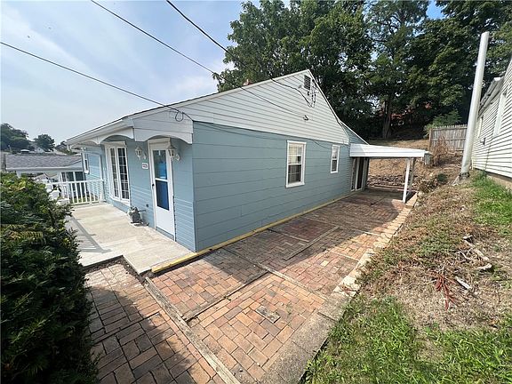3rd image of 1325 New York Ave