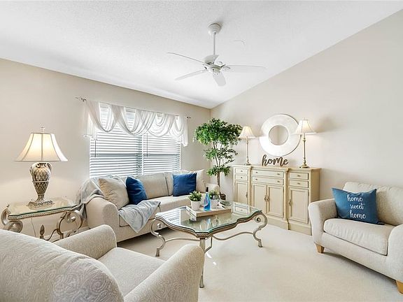 5th image of 861 Oak Chase Dr