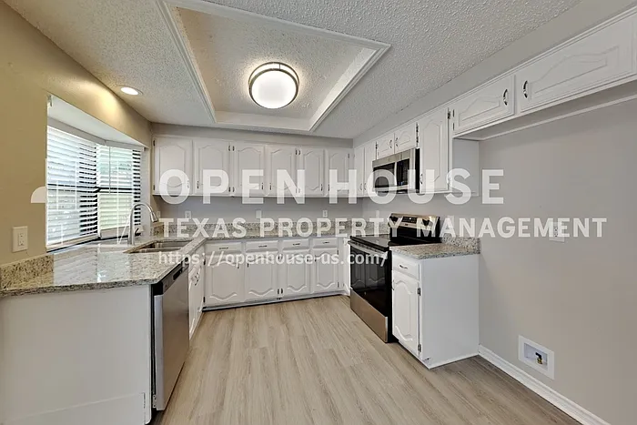 2104 Rose Cliff Ln — Photo 6