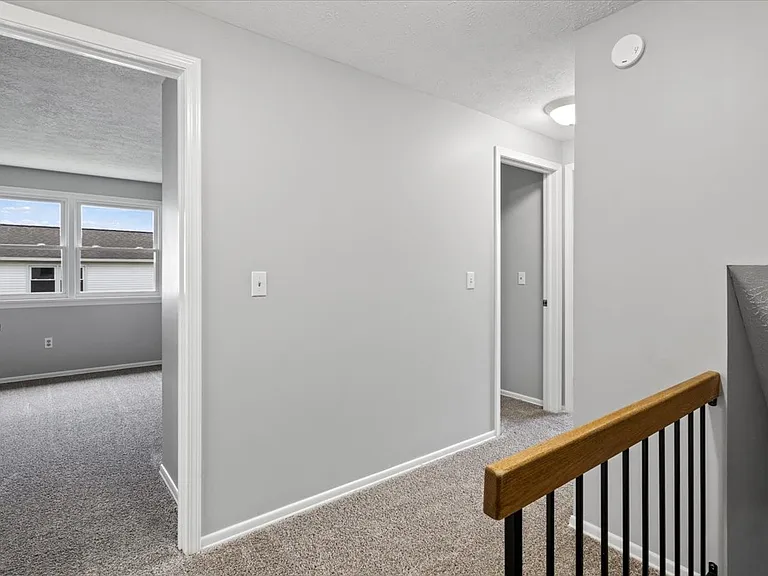 601 Zachary Way — Photo 5