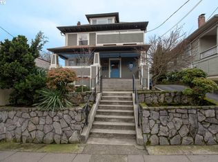 2051 SE Hawthorne Blvd, Portland, OR 97214