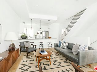 11039 W Morrison St #12, Los Angeles, CA 91601