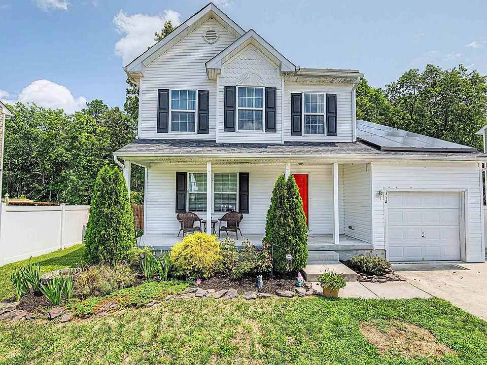 1st image of 352 Maria Loretta Ln