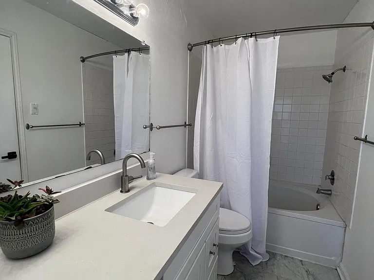 13047 Beacon Park Dr — Photo 13
