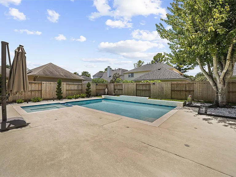 3006 Brooks Ct — Photo 32