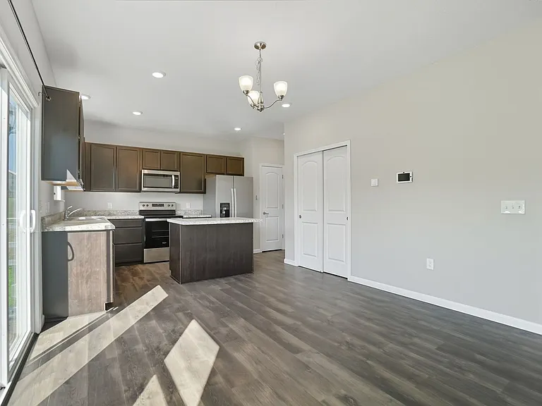 5089 Jessica Suzanne Dr — Photo 11