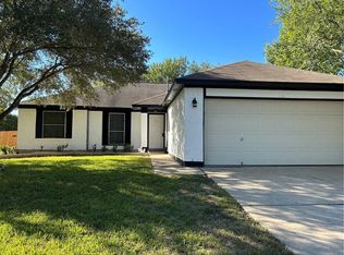 116 Tanglewood Ln, Hutto, TX 78634