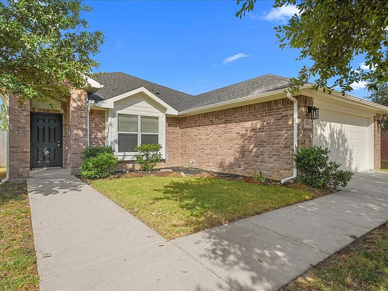 1201 Telese Ct