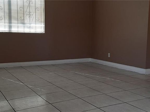 2nd image of 489 N Circle Dr #2