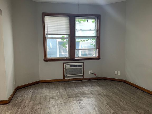 5th image of 6726-2 N Glenwood Ave #104