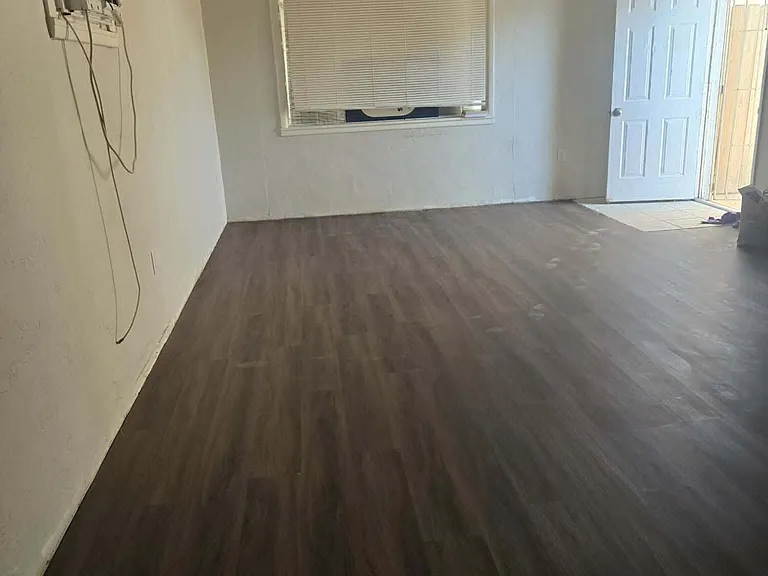 909 N Kadota Ave #1 — Photo 2