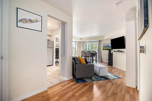 2221 S Huron Pkwy #2 Photo 1