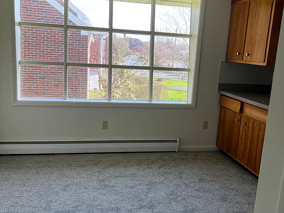 4th image of 280 Cherry Ln