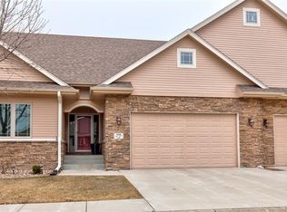 908 NW 20th Ln, Ankeny, IA 50023