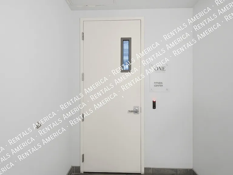 1 E Lexington Ave #905 — Photo 37