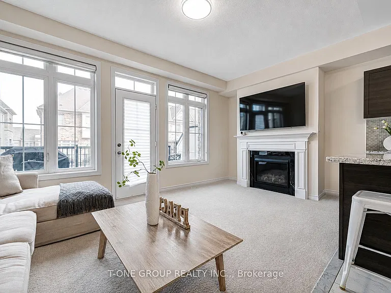 27 Sharbot Ln — Photo 7