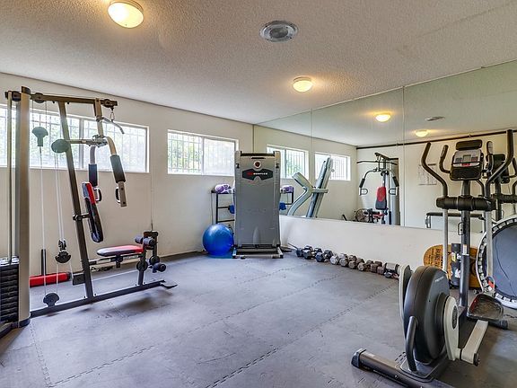 5th image of 4930 Del Mar Ave Unit 113