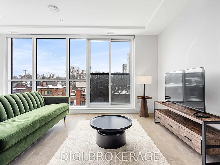 560 Rideau St #303 — Photo 15