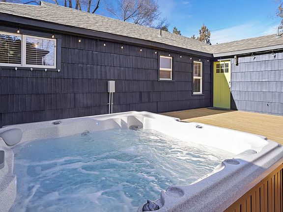 Hot tub