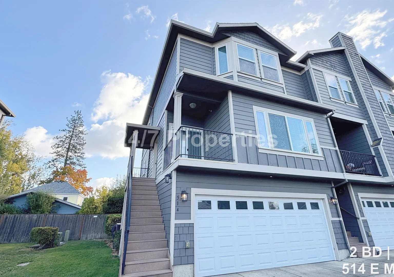 Spacious & Modern 2 BD | 2.5 BA Townhome - Molalla — Photo 3