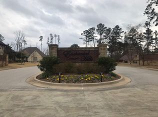 1501 San Augustine Ln, Longview, TX 75604