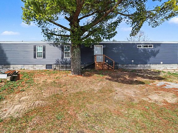 3rd image of 3275 E Winter Rd