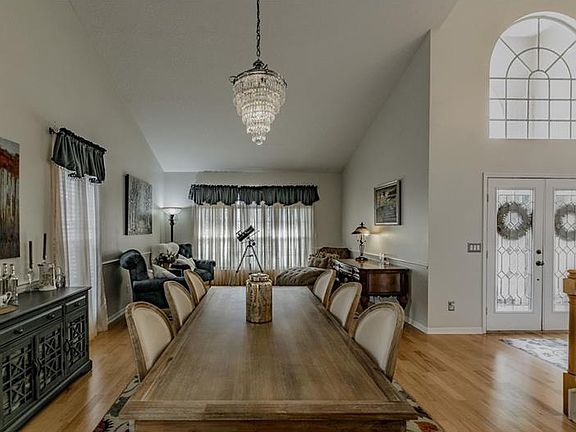 5th image of 5546 Avenue Du Soleil