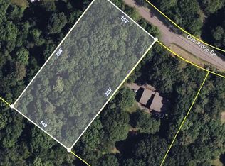 118 Oak Ridge Dr, Milford, PA 18337