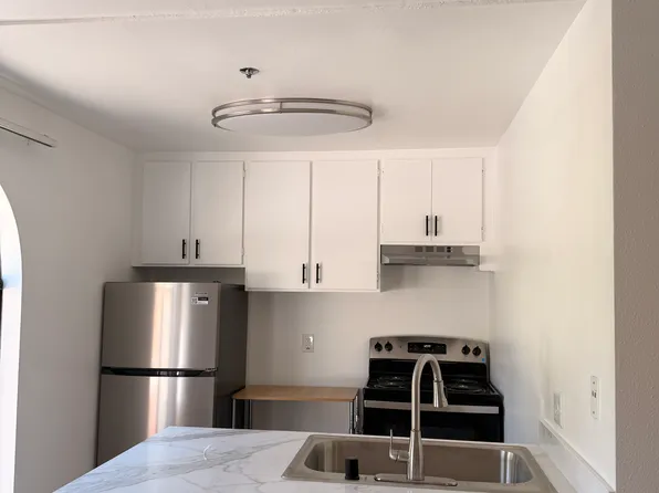 Salt & Vine Oceanside Apartments