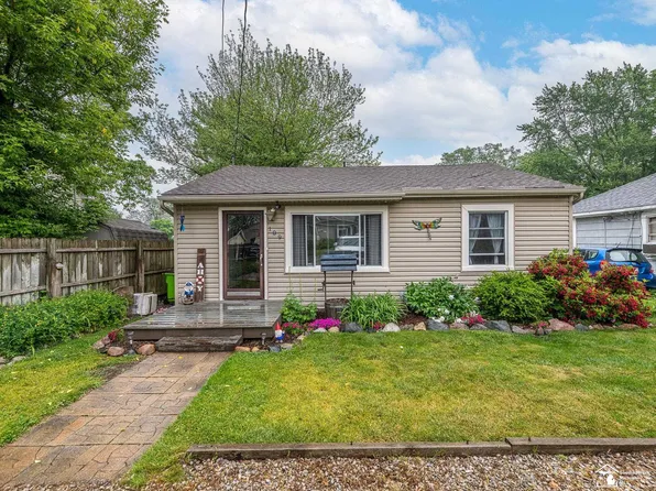 109 Maudlin St, Novi, MI 48377