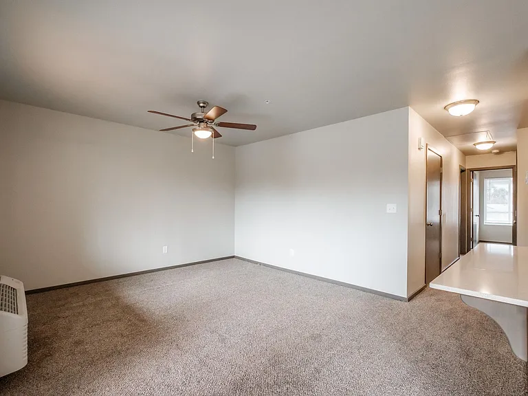 Jefferson Terrace Apartments — Photo 41