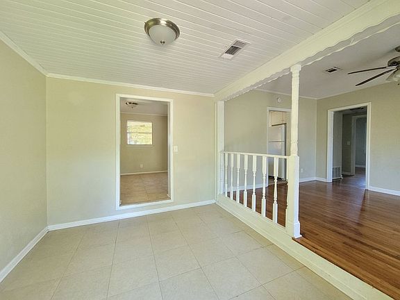 3rd image of 15 Audusson Ave
