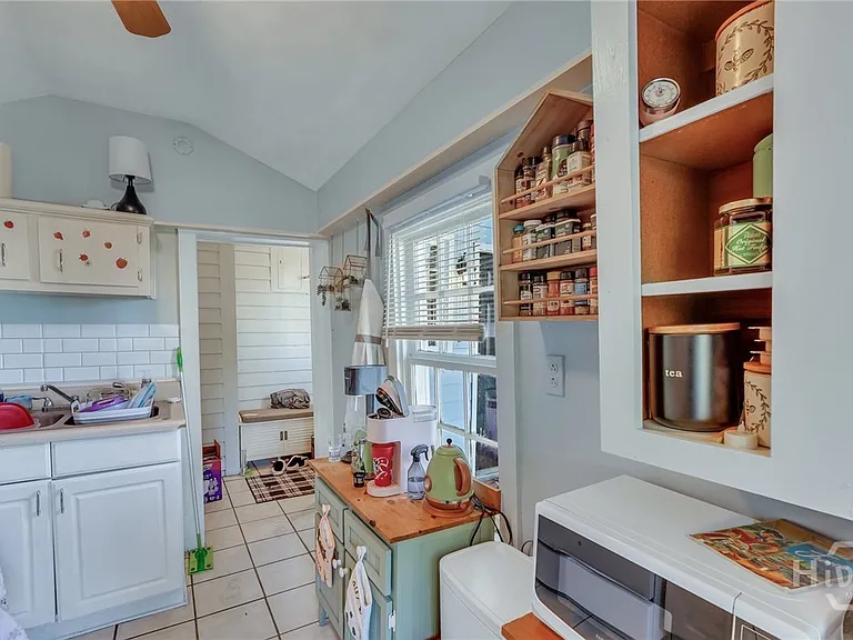 218 W Anderson St #LOWER — Photo 21