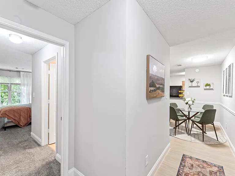 Middletown Brooke Apartments — Photo 33