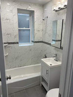 Rented by Modern Spaces | media 11