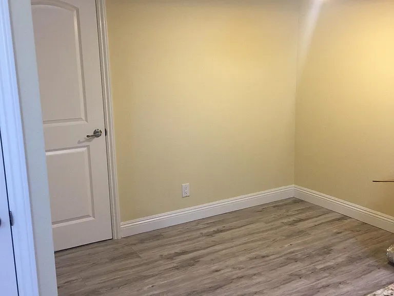 5445 Kester Ave #102 — Photo 3