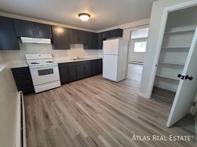 4206 Forest Hill Pl, Colorado Springs, CO