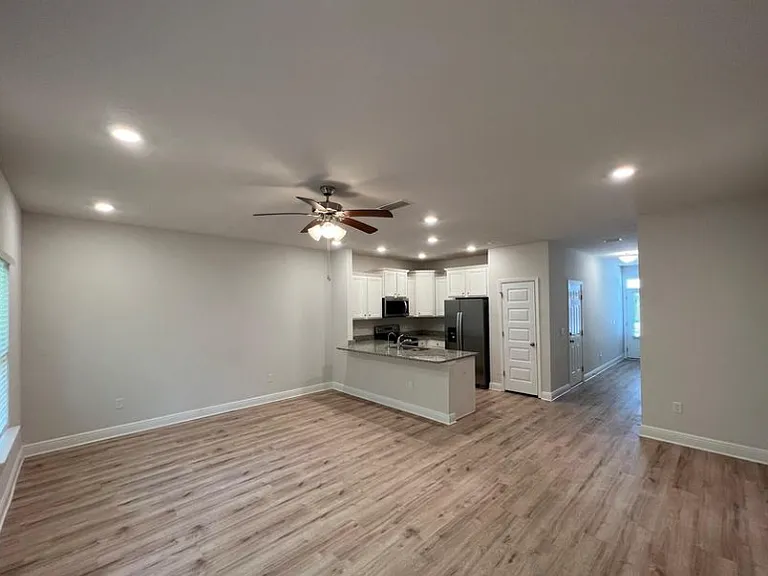 44 Sandhill Pines Dr — Photo 4