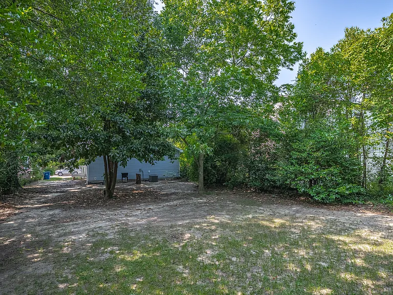 1016 Arlington St — Photo 27