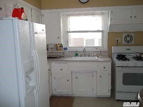 3rd image of 3826 205th St