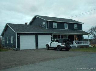 38 Harding Ave, Fort Fairfield, ME 04742