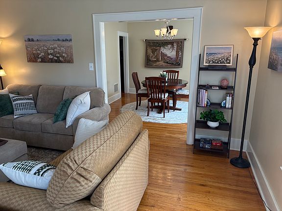 2nd image of 704 Dewitt St