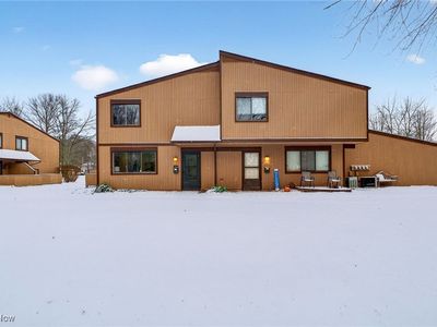 26645 Lake Of The Falls Blvd, Olmsted Falls, OH, 44138