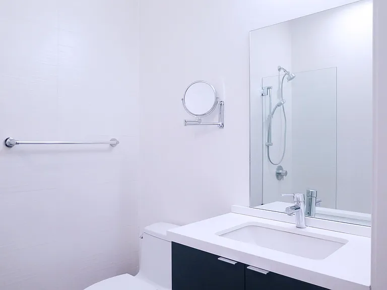 237 Shipley St #303 — Photo 4