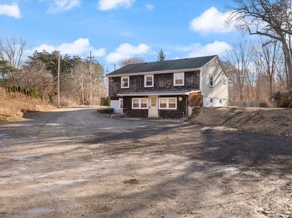 186 Center St, Groveland, MA 01834